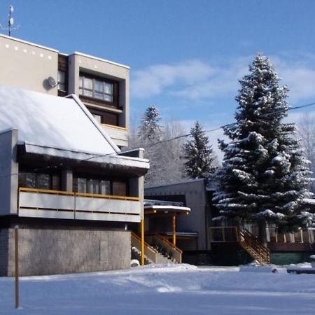 Dolni Dvur Hotel Ceska Farma מראה חיצוני תמונה